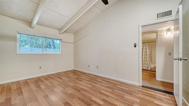 Primary Bedroom | Image 16