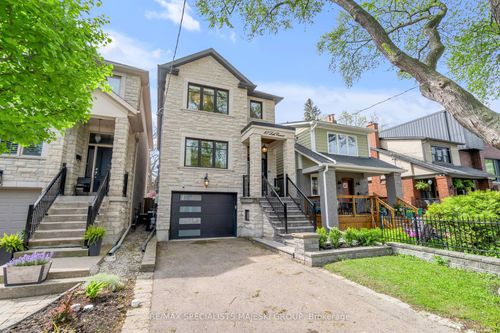 87 Lake Cres, Etobicoke, ON, M8V1W2 | Card Image
