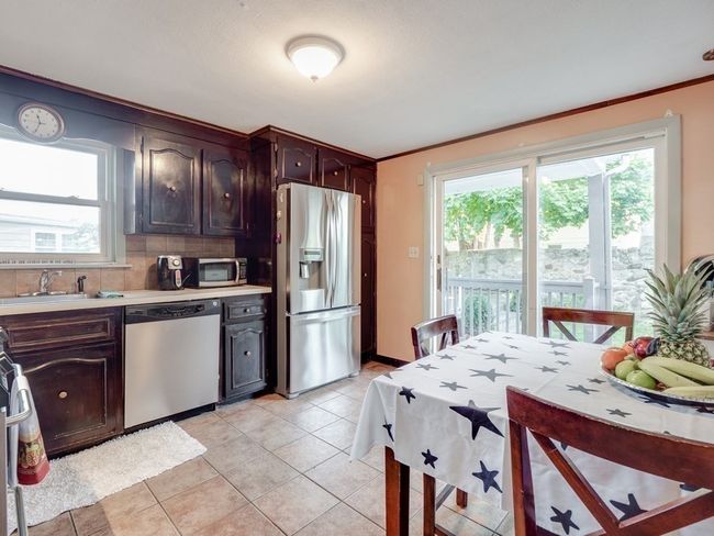 6 Parkview Rd, House other with 3 bedrooms, 2 bathrooms and 3 parking in Everett MA | Image 9