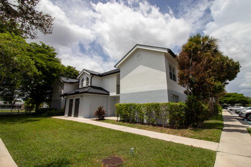 102-7610 Westwood Dr, Tamarac, FL, 33321-2349 | Card Image