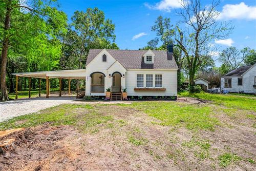 201 Powers St, Welsh, LA, 70591-4805 | Card Image