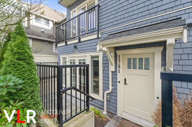 1781 W 16 Th Avenue, Townhouse with 2 bedrooms, 0 bathrooms and 1 parking in Vancouver BC | Image 3