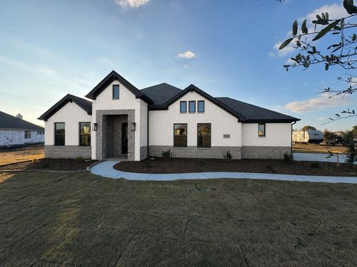7015 Lilly Lane, Sanger, TX, 76266 | Card Image