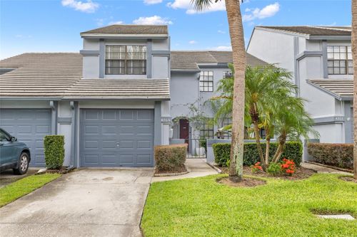 4265 Brentwood Park Cir, TAMPA, FL, 33624-1309 | Card Image