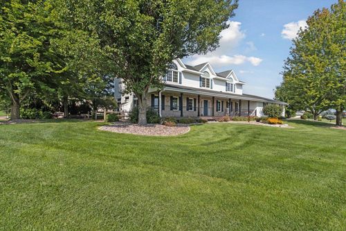 5809 N Waterman Dr, Milton, WI, 53563-8452 | Card Image