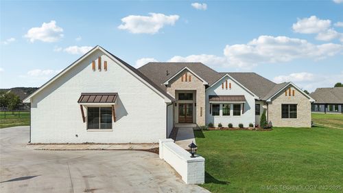31005 E 67th Ct S, Broken Arrow, OK, 74014-6768 | Card Image