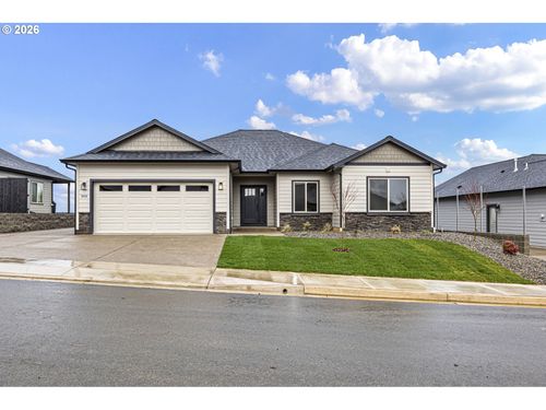 909 Durham Ave, Sutherlin, OR, 97479-9163 | Card Image