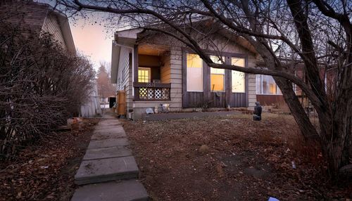 7814 21 Street Se, Calgary, AB, T2C1Y7 | Card Image
