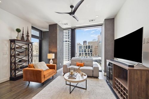 unit-1007-1211 Caroline St, Houston, TX, 77002-6935 | Card Image