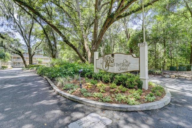 View of community / neighborhood sign | Image 29