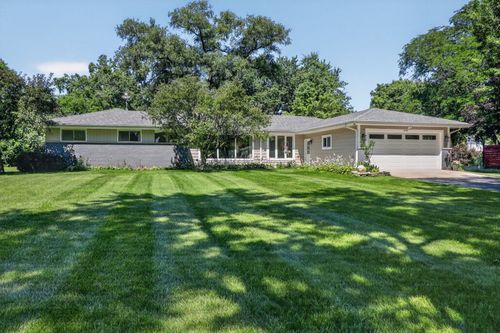 4218 Seeley Avenue, Downers Grove, IL, 60515 | Card Image
