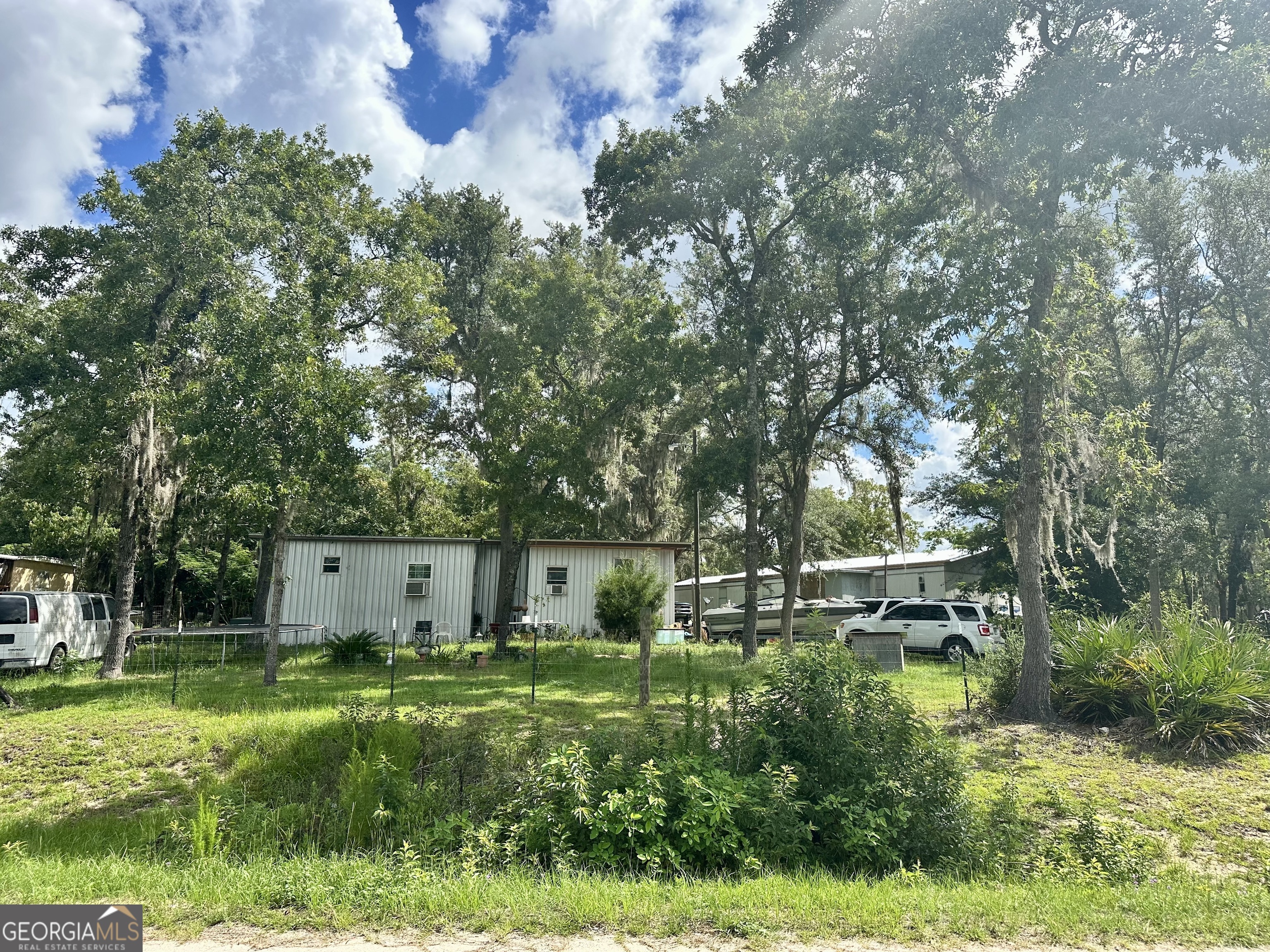 Oak Ridge Cir, Blackshear, GA 31516