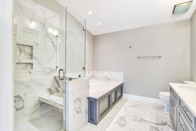Primary Bathroom | Image 36