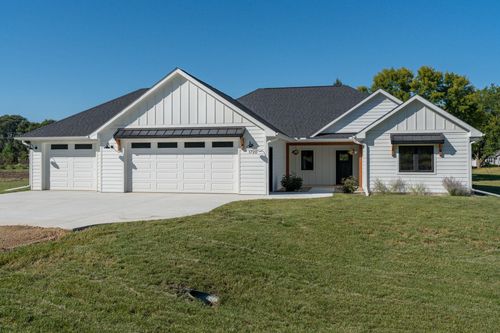 1720 High Tail Lane, Mankato, MN, 56001 | Card Image