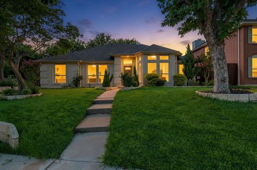 2901 Panorama Dr, Carrollton, TX, 75007-4303 | Card Image