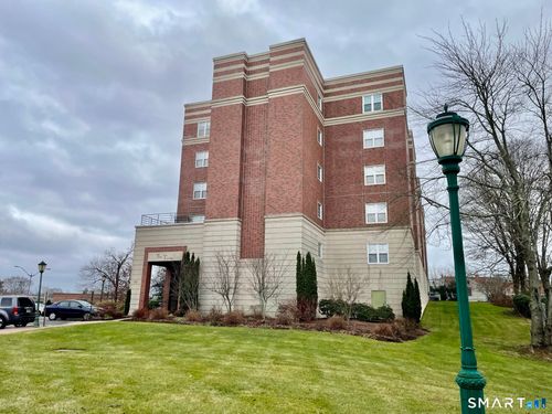 apt-204-49 Rose St, Branford, CT, 06405-3794 | Card Image