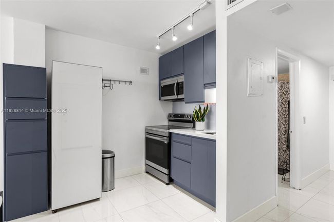 3E - 770 Ne 69 Th St, Condo with 0 bedrooms, 1 bathrooms and null parking in Miami FL | Image 12