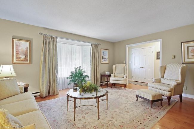 15 Bay St, House other with 2 bedrooms, 1 bathrooms and 5 parking in Newboro ON | Image 7