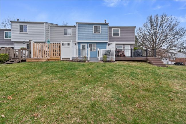 310 Redrome Cir W, Townhouse with 2 bedrooms, 2 bathrooms and 3 parking in Bridgeville PA | Image 4