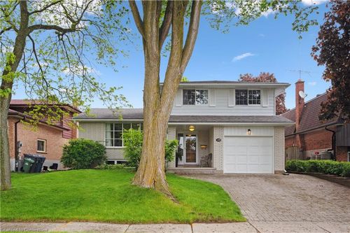 40 Keats Cres, Guelph, ON, N1G3B2 | Card Image