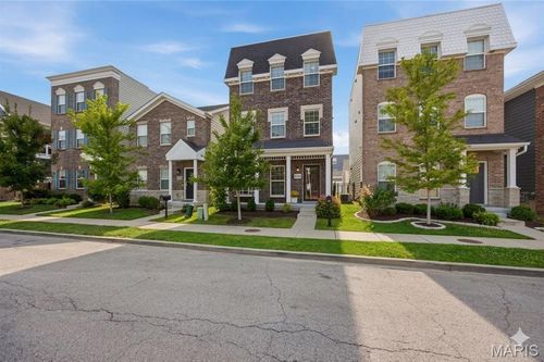 2020 Hereford Street, St Louis, MO, 63110 | Card Image