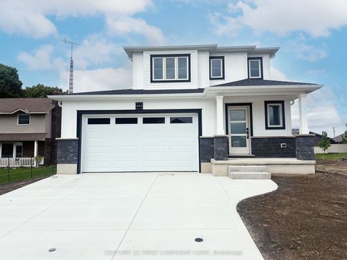 {{alt}} | Card Image