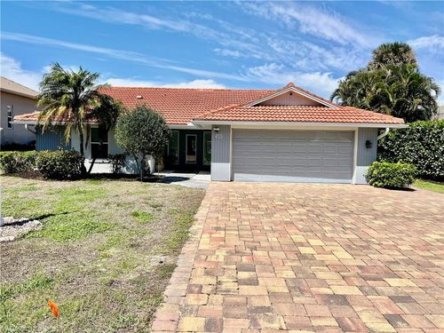 455 Bayside Ave, NAPLES, FL, 34108 | Card Image