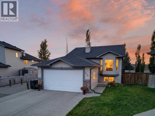 338 Silkstone Cove W, Lethbridge, AB, T1J2A3 | Card Image
