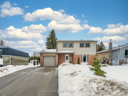 11 Bellefield Cres, Arthur, ON, N0G1A0 | Card Image