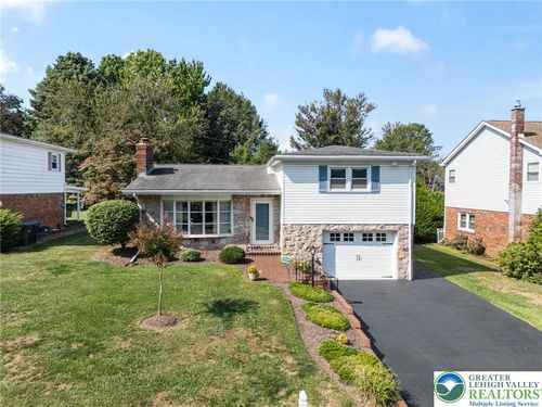 1230 N Arch St, Allentown, PA, 18104-2812 | Card Image