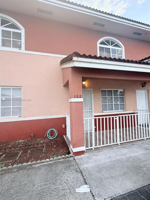 unit-102-6801 W 36th Ave, Hialeah, FL, 33018-2975 | Card Image