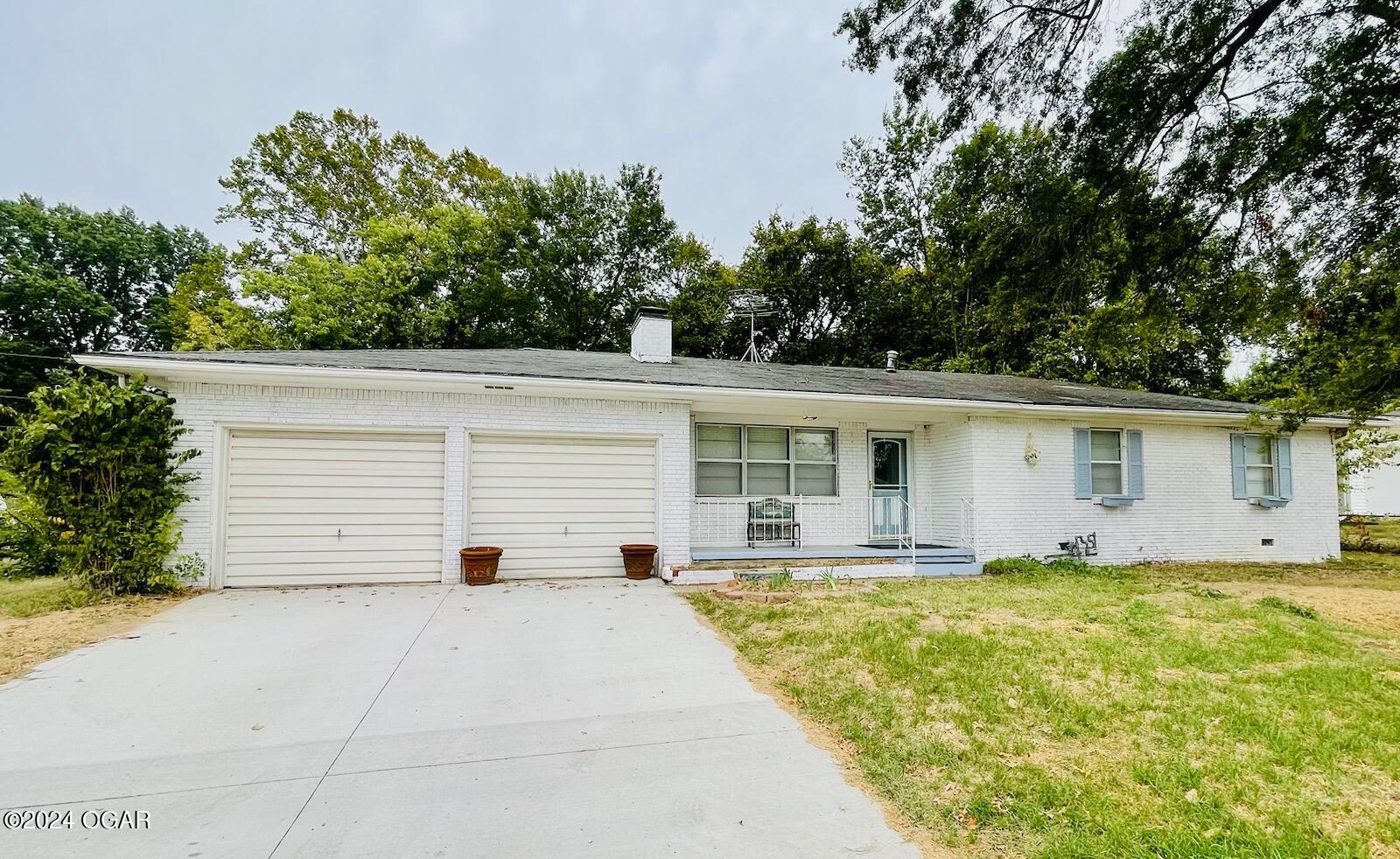 Connecticut Ave, Joplin, MO 64804