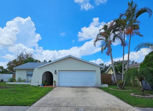 7460 118th Ter, LARGO, FL, 33773-3249 | Card Image