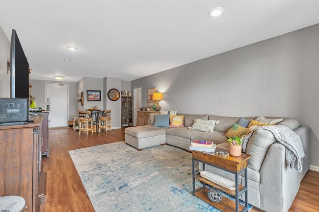 APT-108 - 5000 Boardwalk, Condo with 2 bedrooms, 2 bathrooms and null parking in Ventnor City NJ | Image 9