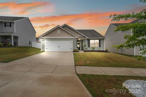 1108 Nia Rd, Charlotte, NC, 28215 | Card Image