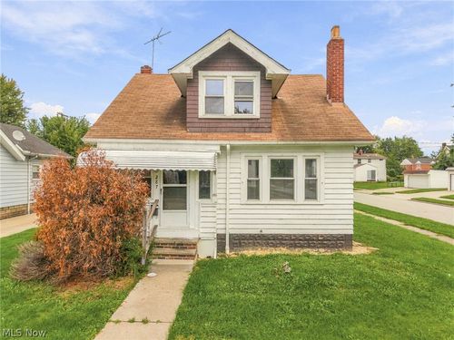 287 E 248th St, Euclid, OH, 44123-1436 | Card Image