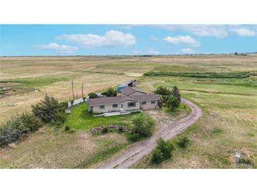 4160 Converse Rd, Bennett, CO, 80102-8145 | Card Image