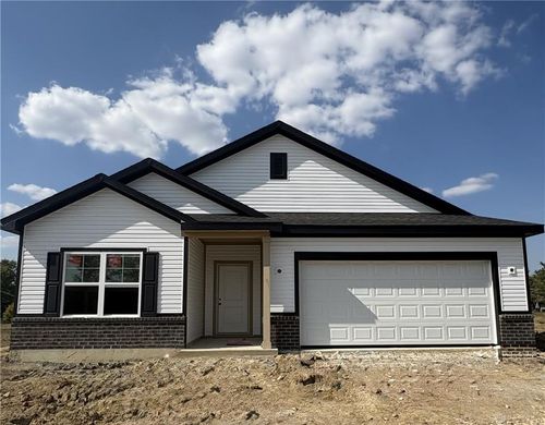 114 Evergreen Way, Brookville, OH, 45309-7504 | Card Image