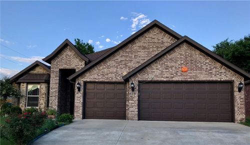 805 Sw Caprington St, Bentonville, AR, 72712-4857 | Card Image