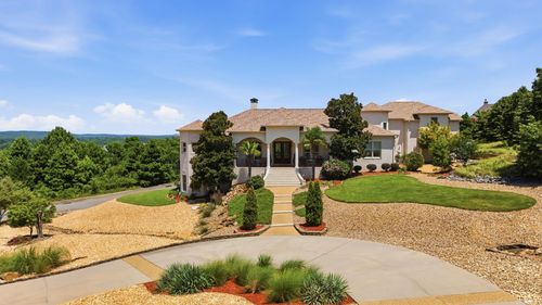 15408 Mountain View Dr, North Little Rock, AR, 72113-9211 | Card Image