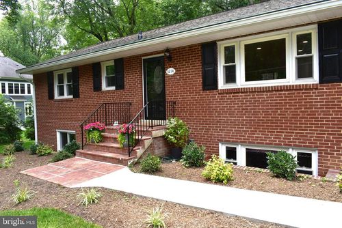 3214 Chichester Ln, FAIRFAX, VA, 22031-2734 | Card Image