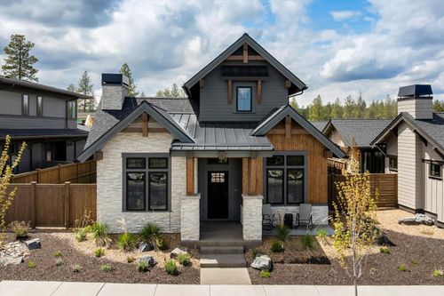 3162 Nw Strickland Way, Bend, OR, 97703-2361 | Card Image