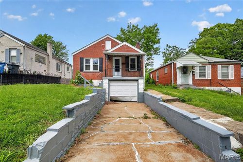 4115 Begg Blvd, Saint Louis, MO, 63121-3103 | Card Image