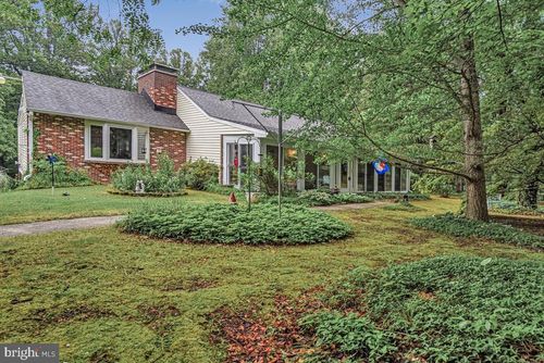 2551 Redbud Ln, OWINGS, MD, 20736-9727 | Card Image