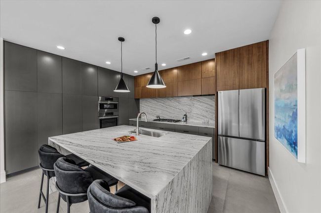 Fridge Included | Image 6