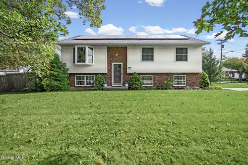 320 Whiteview Rd, Wynantskill, NY, 12198-8086 | Card Image