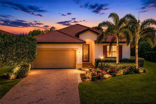 10233 Loch Lomond Dr, BRADENTON, FL, 34211-8442 | Card Image