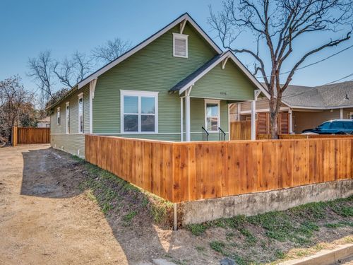 4306 Jamaica St, Dallas, TX, 75210-1215 | Card Image