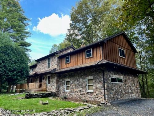 130 Donaldson Rd, Cresco, PA, 18326-7160 | Card Image