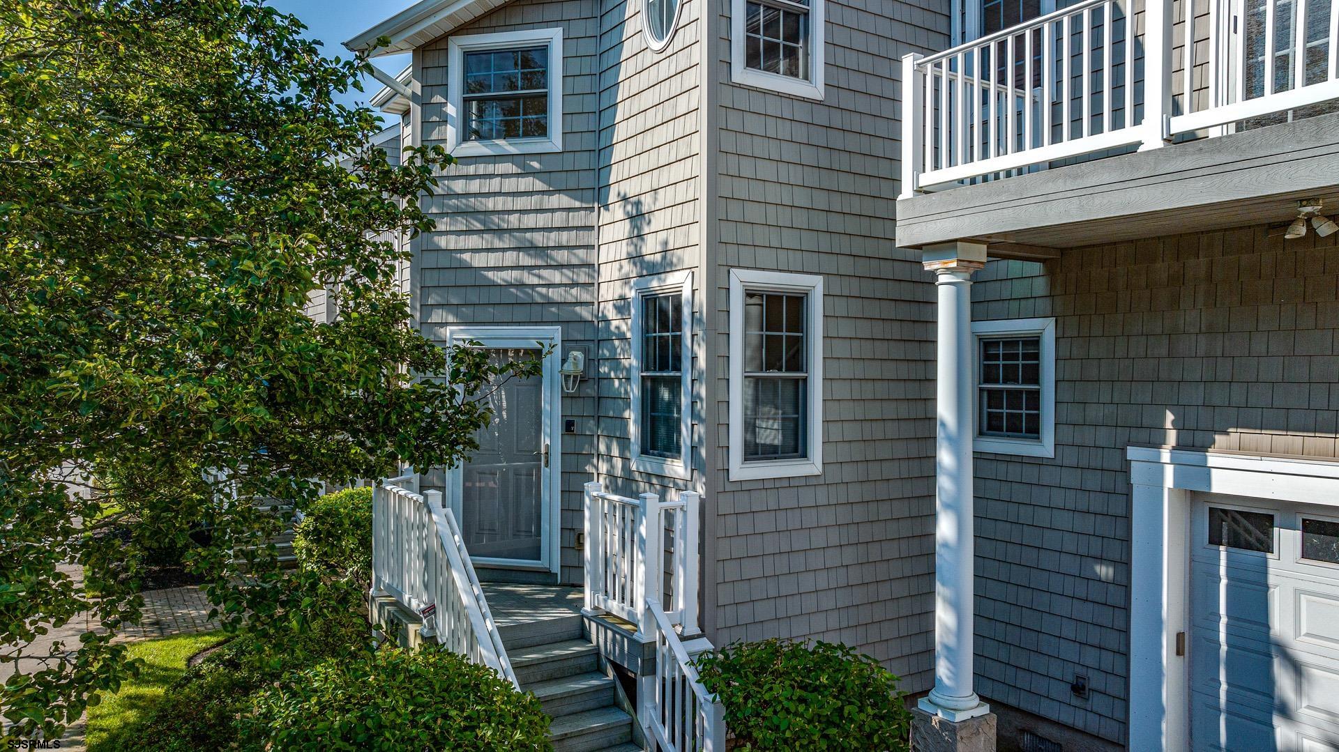Adams Ave, Margate City, NJ 08402